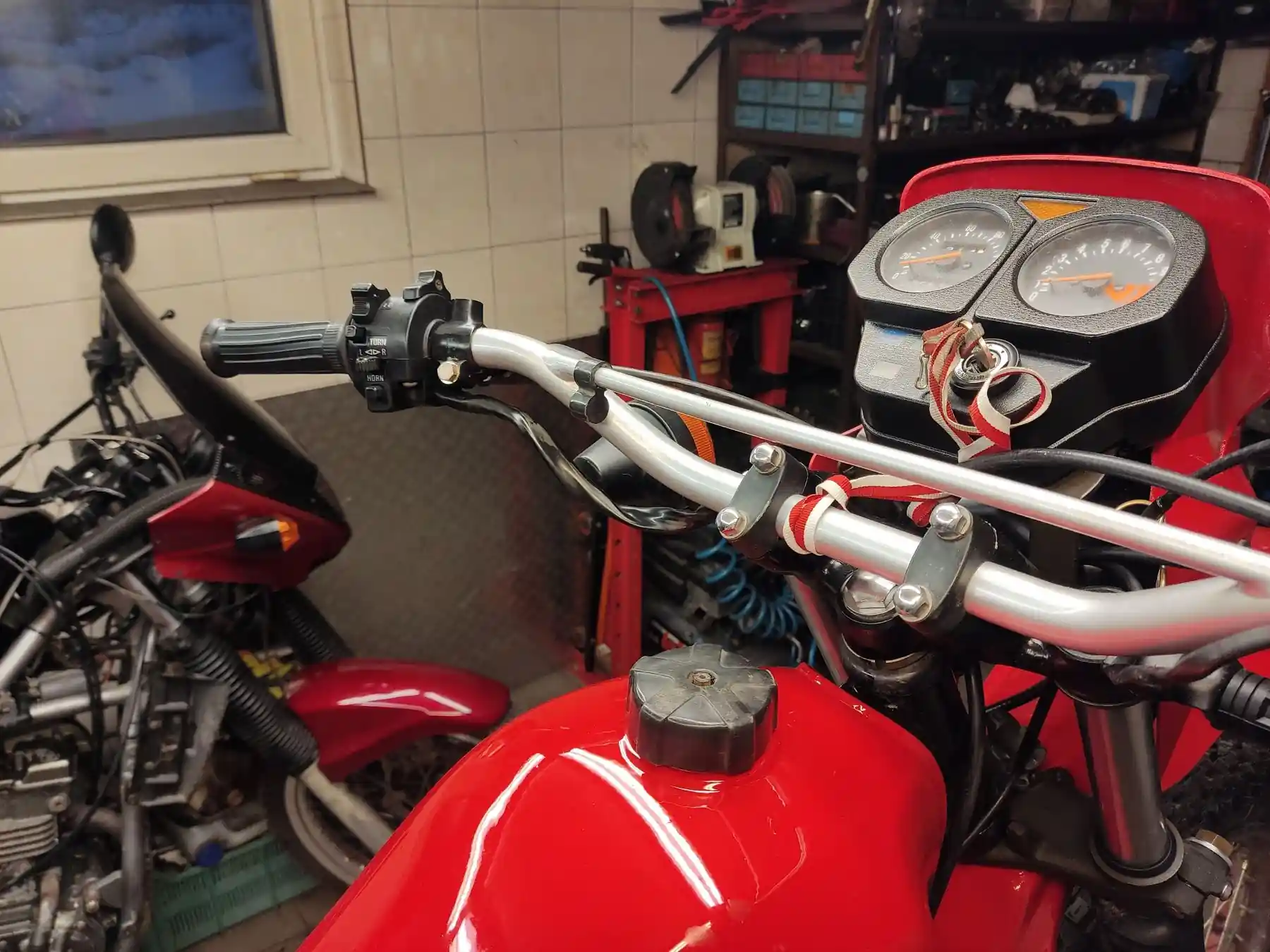 Suzuki DR125 S #2